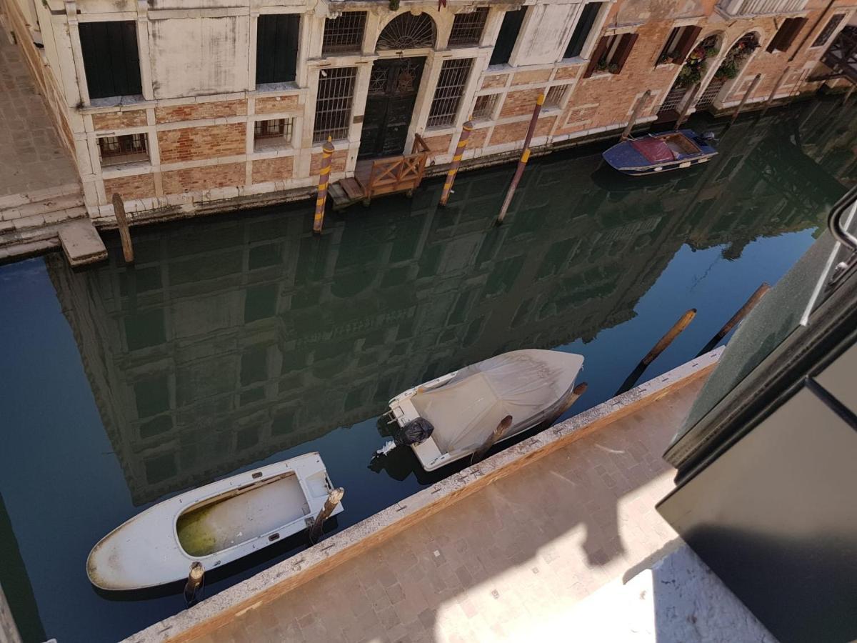 Ca' Cappello Venice Apartment 2 With Canal View Экстерьер фото