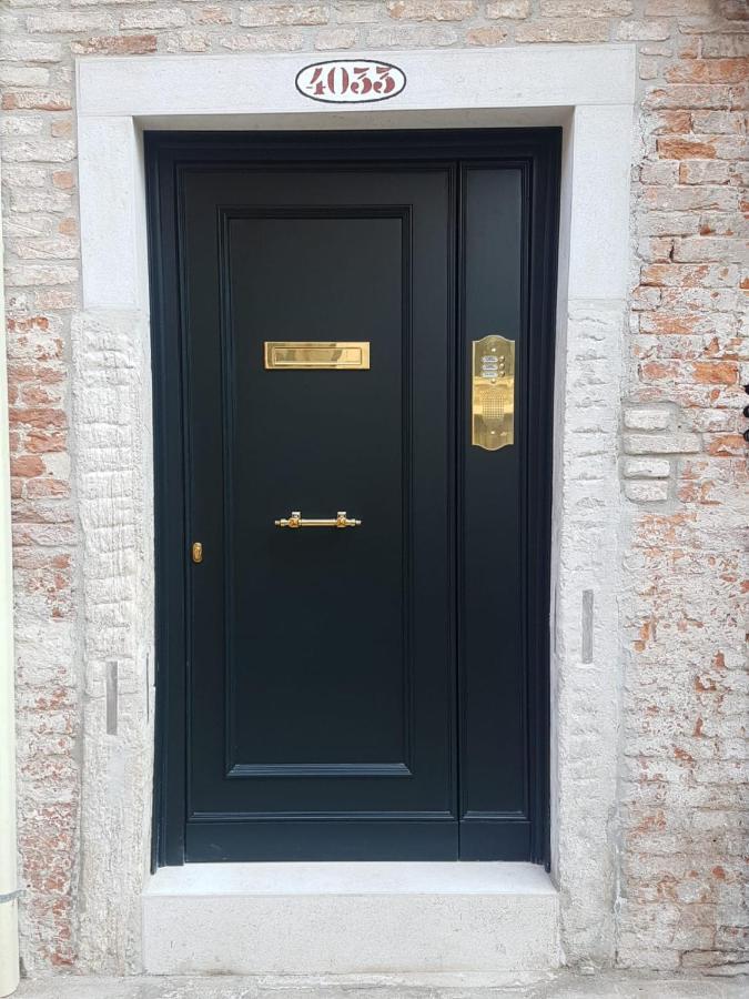Ca' Cappello Venice Apartment 2 With Canal View Экстерьер фото